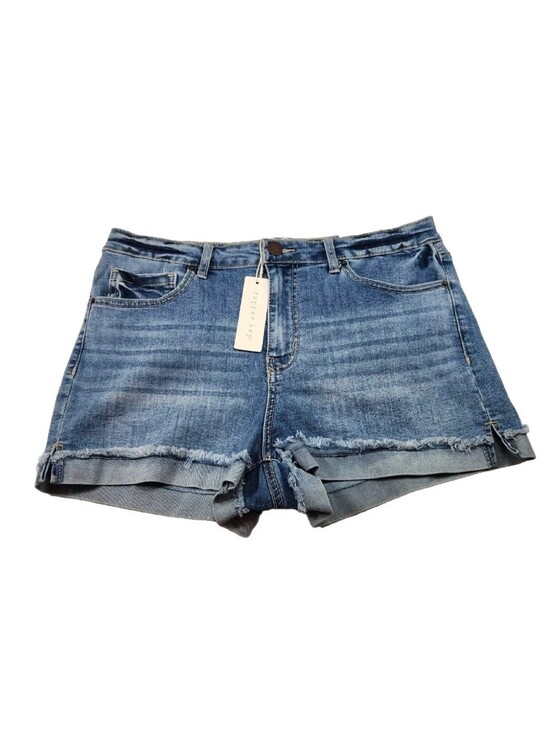 Copper Key Other - Copper Key Juniors size 13 cuffed blue Stretch jean shorts NWT 0 3